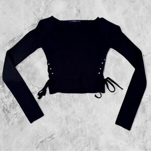 🖤ZARA Knit Cut Out Cropped Sweater🖤